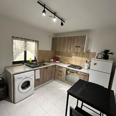Mayflower Flat, Flat 12 St. Paul's Bay Buitenkant foto